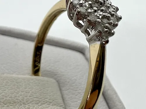 9ct Gold 0.15ct Diamond Cluster Ring – Size M